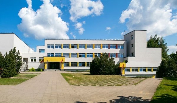Exterior view of a local driving school building